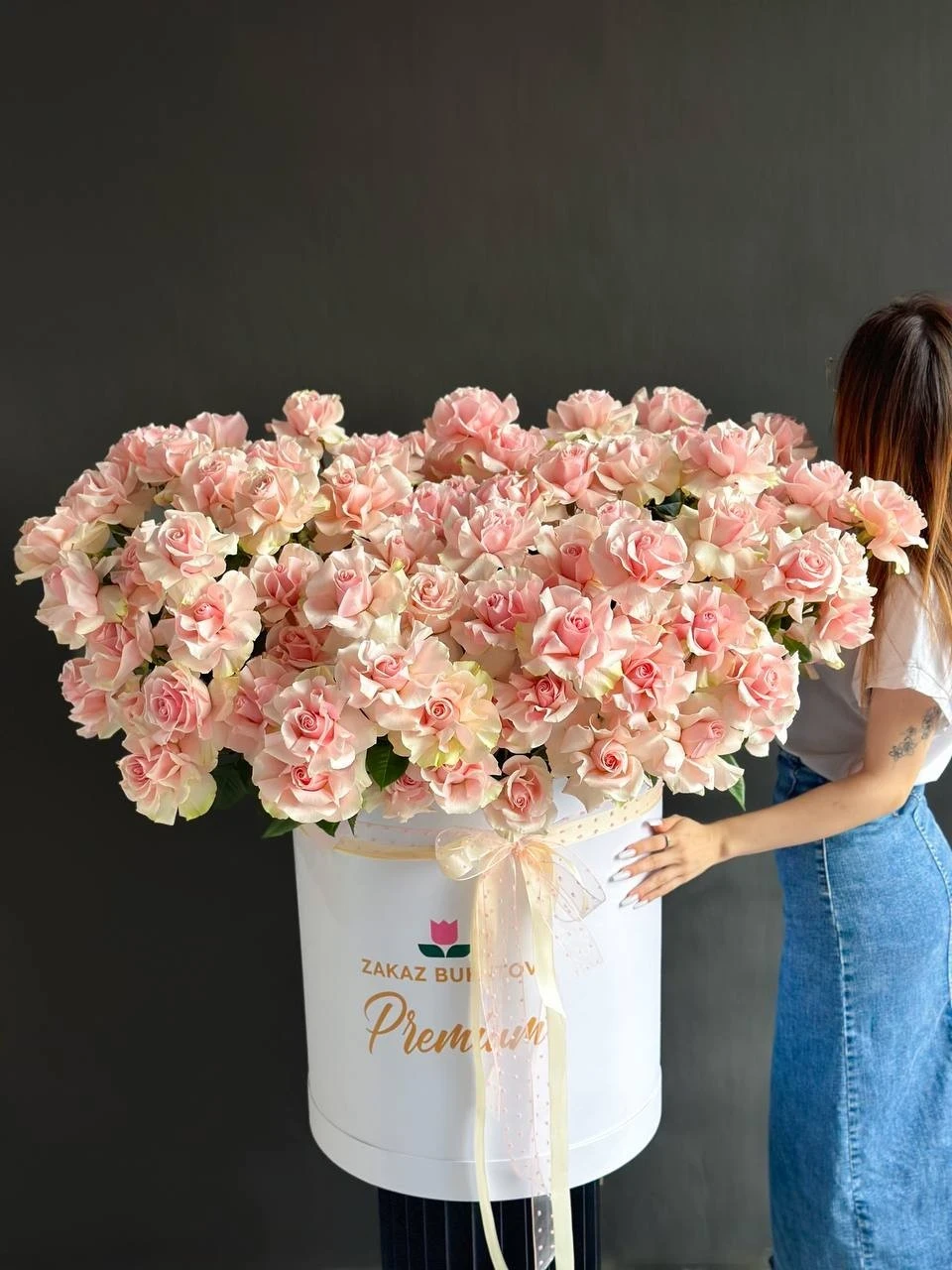 101 роза в коробку "Premium", изображение 2